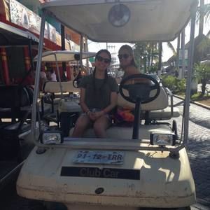 Meet your Posher, Ella